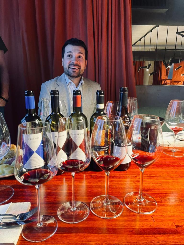 Francesco Giardino en degustación de GAJA en Buenos Aires