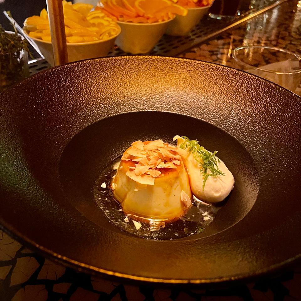 Flan de coco en Cochinchina Bar